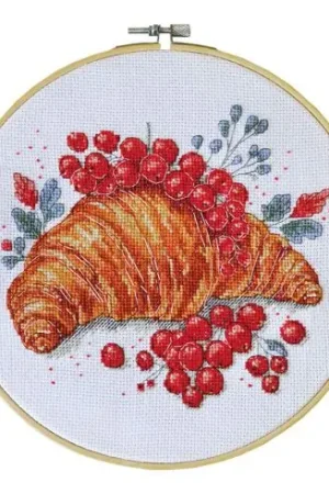 Quantità Limitata kit ricamo a punto croce - Croissant con ribes rosso - Abris Art