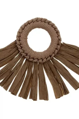 Pendentif éventail avec pompons en raphia 45.5x66 mm - Marron x1 Subito Disponibile