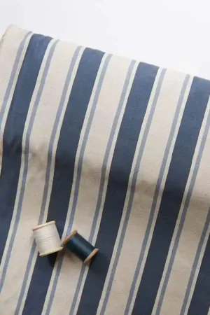 Affare Tessuto misto Lino/Cotone naturale con righe blu - h 150 cm - Yuwa Live Life