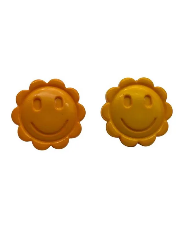 Vendita Finale Bottoncino decorativo in plastica – Sole sorridente – Ø 18 mm