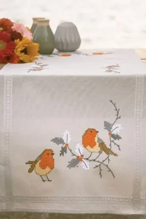 Kit runner da ricamare - pettirosso - Vervaco Offerta