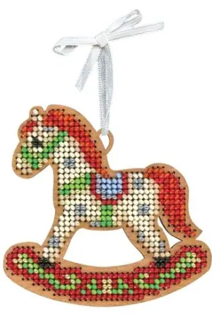 Ultime Pezzi Kit di ornamenti da ricamare - Cavallo a dondolo - Bianco - MP Studia