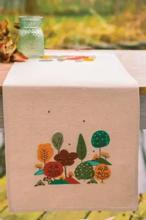 Popolare Kit runner da ricamare - Foresta in autunno - Vervaco