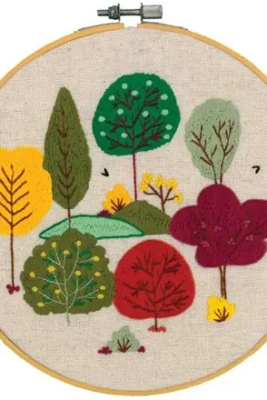 Prezzo Ridotto Kit per ricamo a tamburo - Foresta in autunno - Vervaco