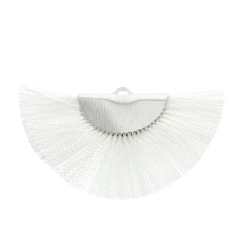 Compra Online Pendentif éventail demi-lune franges pompons 25x47 mm blanc/argentéx1