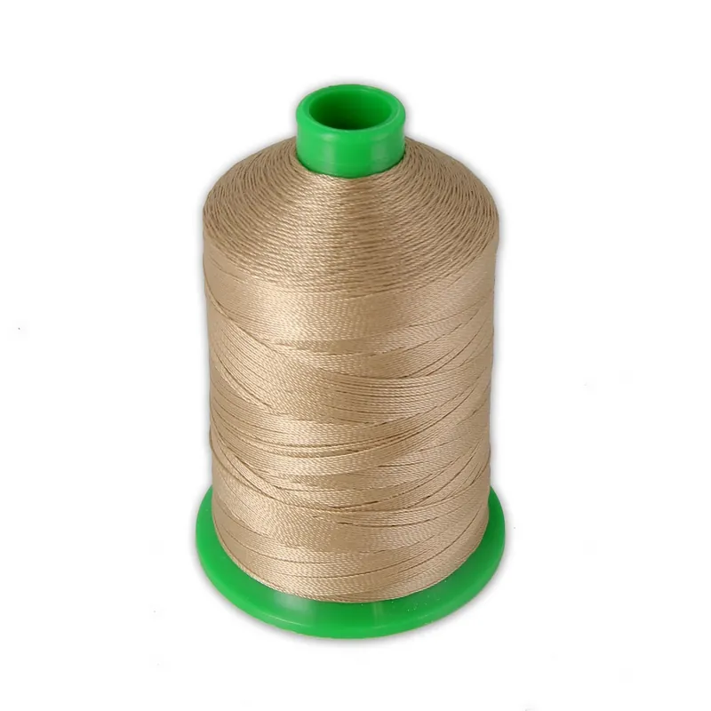 Fil en polyester Vega taille 40 Marron clair n°716 x600m Compra Adesso