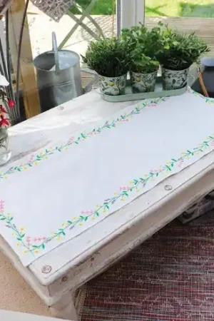 Kit runner da ricamare - Margherite - Trimits Compra Oggi Stesso