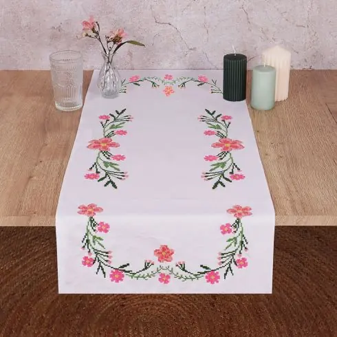 Spedizione Espresso Kit runner da ricamare - Margherite rosa - Trimits