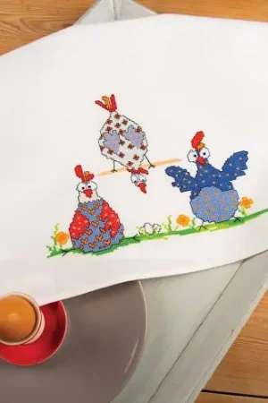 Kit per ricamare un canovaccio da cucina - Polli pazzi - Vervaco Offerta Limitata