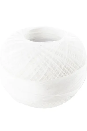 Solo Oggi Fil de coton Lizbeth taille 80 Snow White n°601 x168m