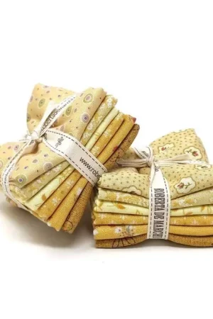 Scelto Dai Clienti Pacchettino di Tessuti Giallo Acceso, 6 da 25 x 27 cm