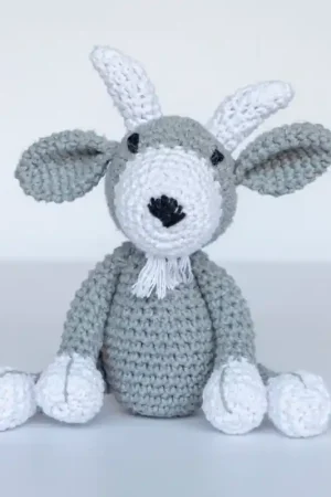 Kit di Amigurumi - Capra Giorgio - Hoooked Spedito Oggi