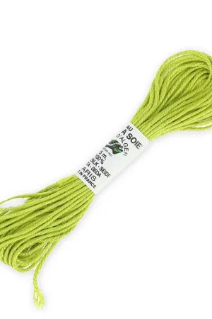 Spedizione Gratuita Fil à broder en soie pour broderie et couture - Soie d'Alger Peridot (2123) x5m