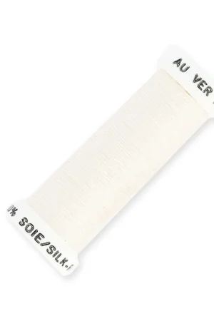 Fil à broder pour broderie perlée de Lunéville Soie surfine Crème (102) x100m Non Perdere
