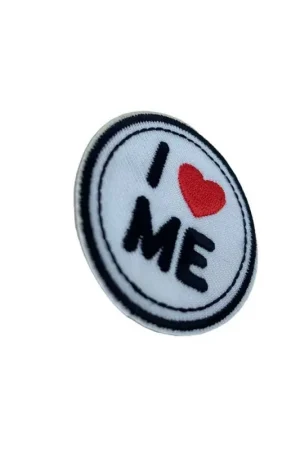 Applicazione termoadesiva patch marbet tonda ricamo cuore rosso I love Me 5 Cm Prezzo Ridotto