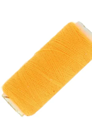 Prezzo Ridotto Bobine de fil imitation coton pour réaliser ses pompons Orange Clair x120m