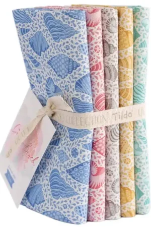 Tilda Cotton Beach Fat Quarter Bundle Beach Shells, 5 fq 50 x 55 cm, Conchiglie sulla Spiaggia Offerta Speciale
