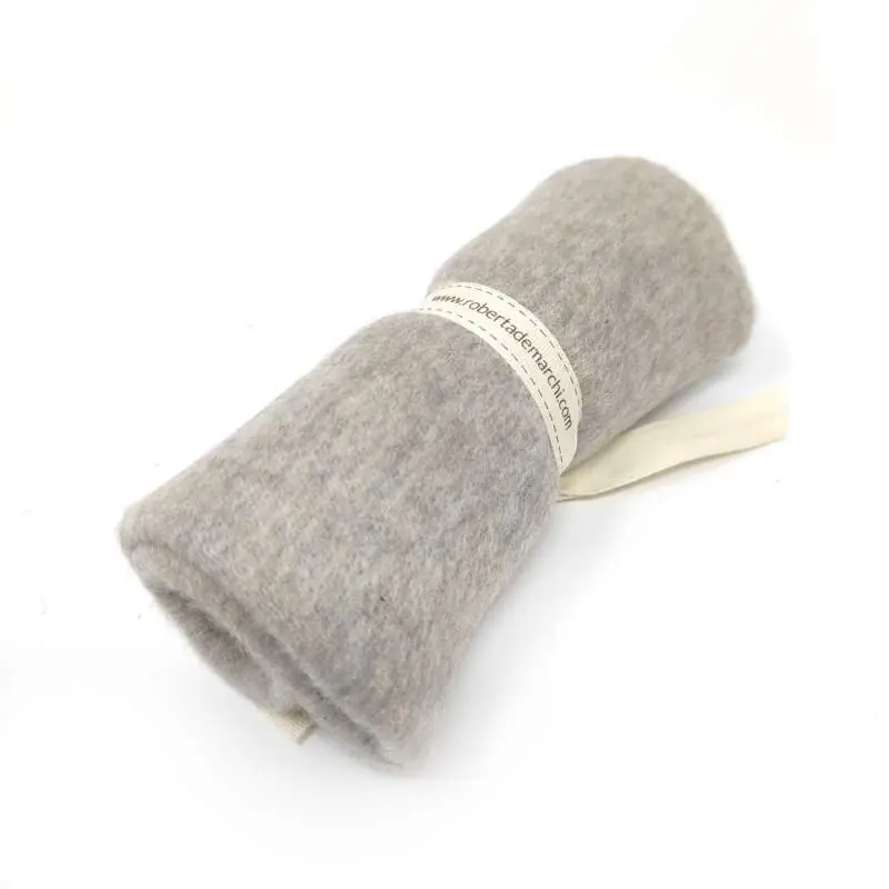 Panno di Lana Cachemire Grigio, circa 25 x 29 cm Ordina Subito