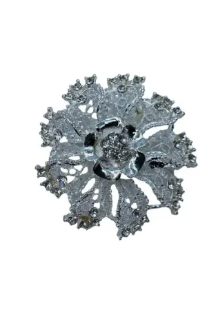 Di Tendenza Spilla Gioiello Fiore Rialzato con Strass – Ø 55 mm – Base Metallo Zama – Argento – Prezzo al Pezzo