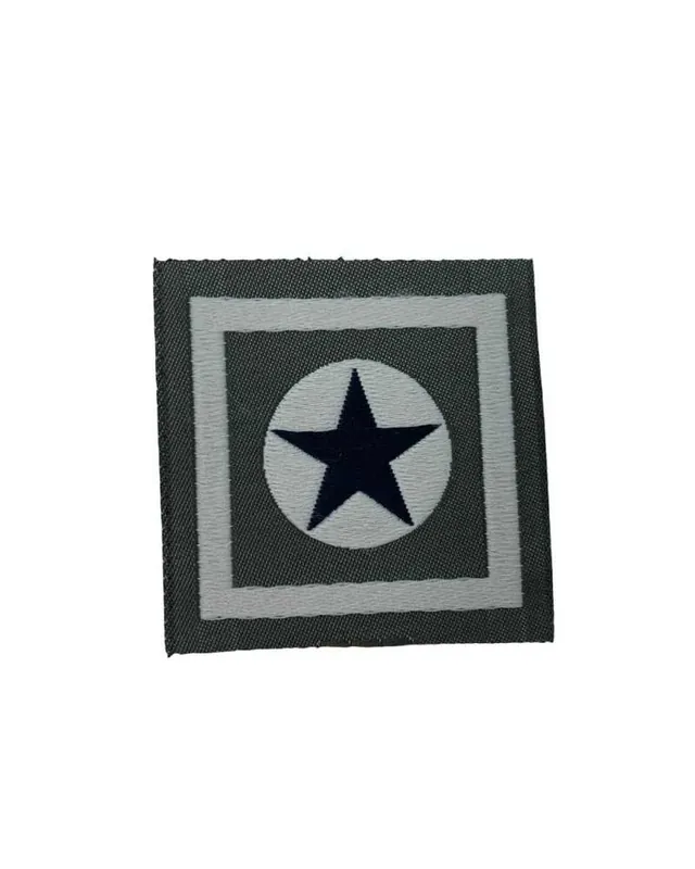 Promozione Esclusiva Applicazione Termoadesiva Patch Ricamo Verde Stella Nera Militare Alto 4,5 Cm