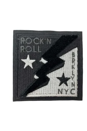 Applicazione Patch Termoadesiva Ricamo Saetta Velluto Scritta Rock Stelle Nero Bianco 6x6 Cm Ordina Subito