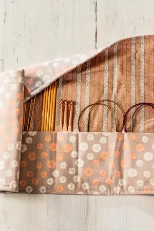 Kit da Cucito Custodia per Aghi - Anchor Spedizione Espresso