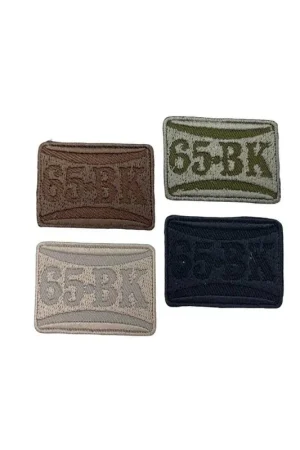 Prezzo Scontato Applicazione Termoadesiva Patch Ricamo Scritta 65.BK 4x3 Cm