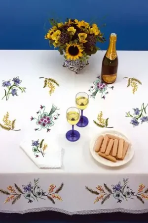 Kit tovaglia da ricamo - Piccoli fiori e mimose - Luc Créations Solo Oggi