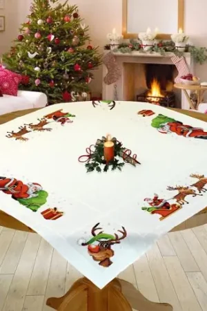 Kit tovaglia da ricamo - Babbo natale - Luc Créations Spedizione Espresso