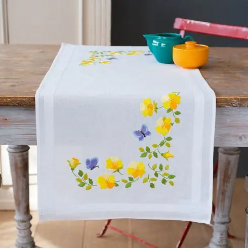 Nuovo Arrivo Kit runner da ricamare - Fiori di primavera - Vervaco