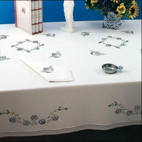 Più Venduto Tovaglia da ricamo - Margheritina blu - Luc Créations