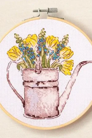 Saldi Kit di Punto Croce - Annaffiatoio con Fiori - DMC