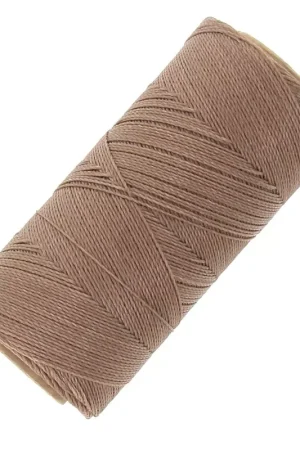 Compra Online Bobine de fil ciré Linhasita pour micro macramé 0.5 mm - Sable (214) x335m