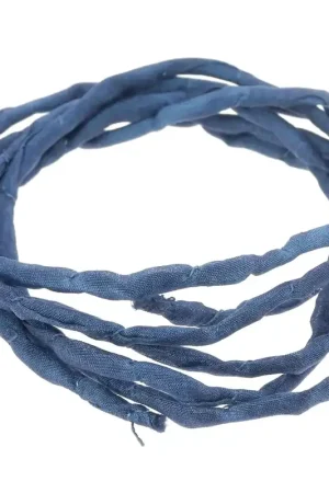 Cordon de soie 2 mm - Bleu nuit x1m Ultima Occasione