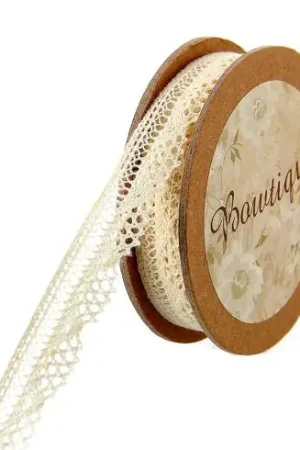 Ultime Pezzi Pizzo su una bobina - Nastro pizzo in cotone grezzo - 12 mm - Bowtique