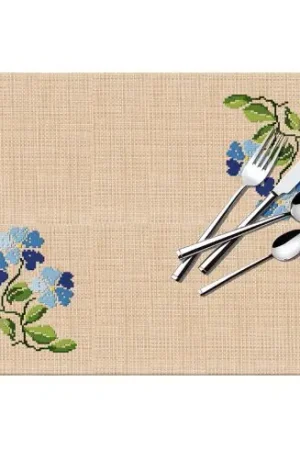 Kit set da tavolo da ricamare - Fiori blu - Luc Créations Solo Oggi