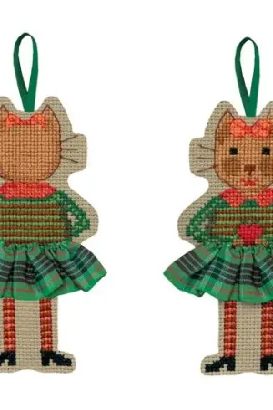 Kit di ornamenti da ricamare - Gonna per gatti in tartan verde - Le Bonheur des Dames Super Prezzo