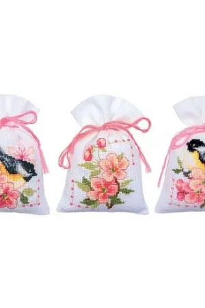 Kit sacchetto profumato da ricamo - Cincie e fiori - Vervaco Reso Gratuito