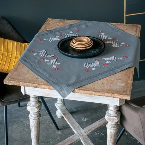 Vendita Finale Kit tovaglia da ricamo - Gallo e pollo - Vervaco