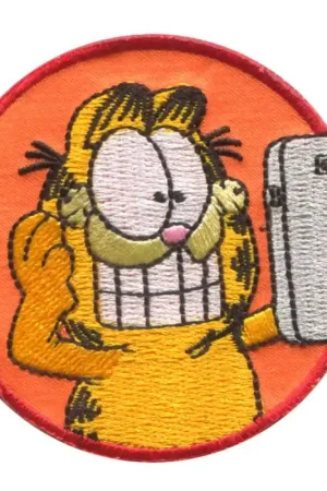 Toppa Termoadesiva Ricamata- Garfield Selfie Di Tendenza
