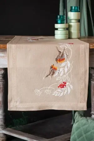 Kit runner da ricamare - Pettirosso in inverno - Vervaco Offerta Limitata