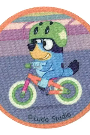 Patch Termoadesiva Bluey in Bicicletta su Sfondo Viola e Arancione Nuova Collezione