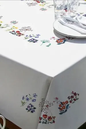 Tovaglia da ricamo - Erbario - Margot de Paris Di Tendenza