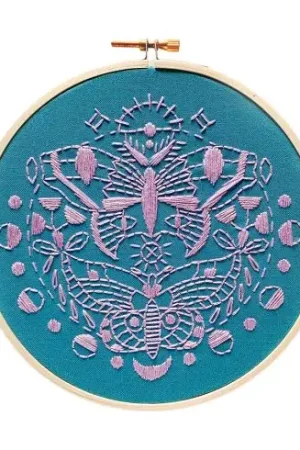 Kit per ricamo a tamburo - Farfalle Gemelli - Rikrack Bestseller