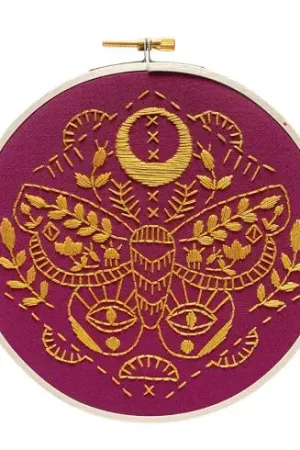 Kit per ricamo a tamburo - Farfalla mitica - Rikrack Prezzo Di Fabbrica