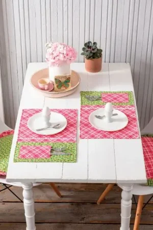 Compra Oggi Stesso Kit da cucito - Kit di tovagliette rosa/verde - Anchor