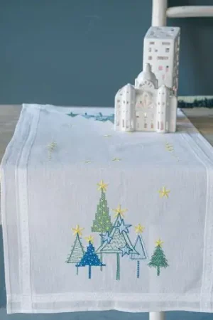 Più Venduto Kit runner da ricamare - Pini moderni - Vervaco