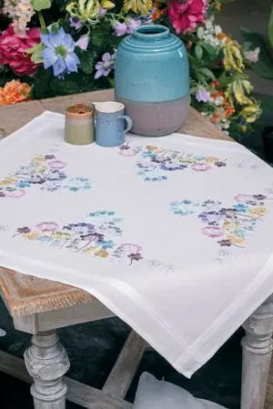 Prezzo Di Fabbrica Kit tovaglia da ricamo - Allium in blu e viola - Vervaco