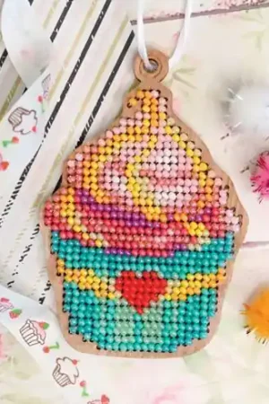 Kit di ornamenti da ricamare - Cupcake - MP Studia Prezzo Conveniente