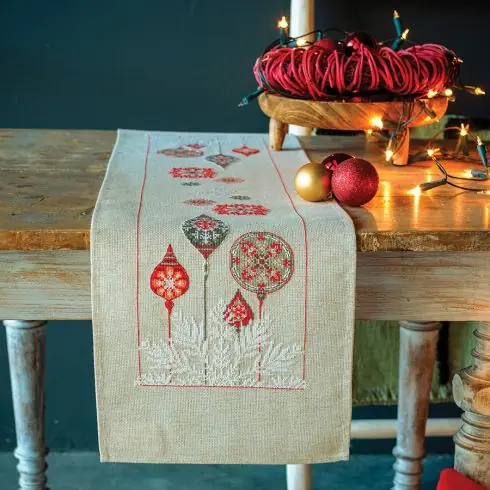 Kit runner da ricamare - Stelle di Natale - Vervaco Spedizione Espresso